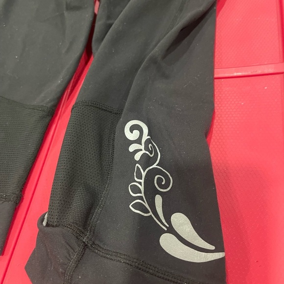 Black Athleta  Leggings size small - Picture 5 of 8